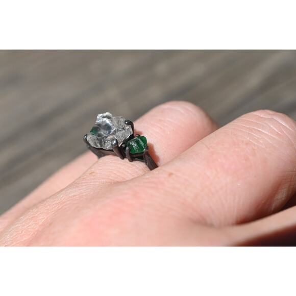 alternative raw diamond engagement rings, raw crystal size 4 5 6 7 8 8 9 10 11 - Picture 8 of 8